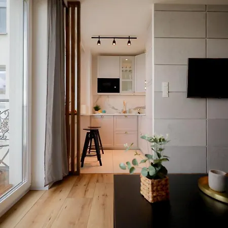 Glow Apartments, Heaven Stare *