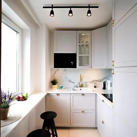 Glow Apartments, Heaven Stare