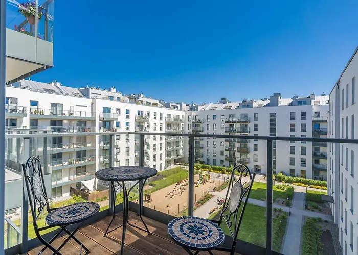 Glow Apartments, Heaven Stare Apartman