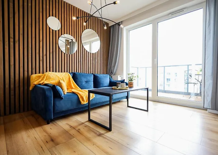 Glow Apartments, Heaven Stare *